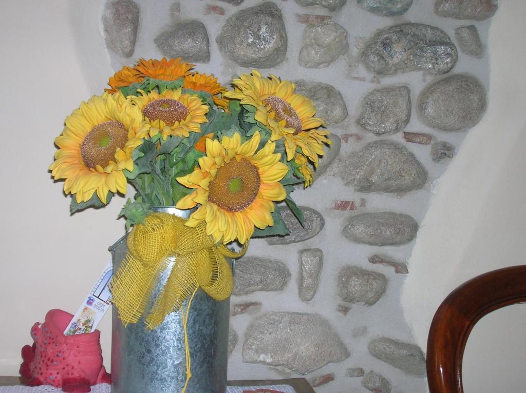 Agriturismo Colombarola Sona Eksteriør billede