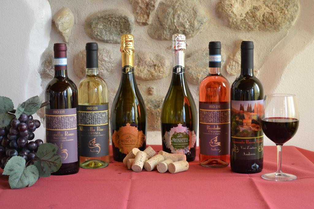 Agriturismo Colombarola Sona Eksteriør billede